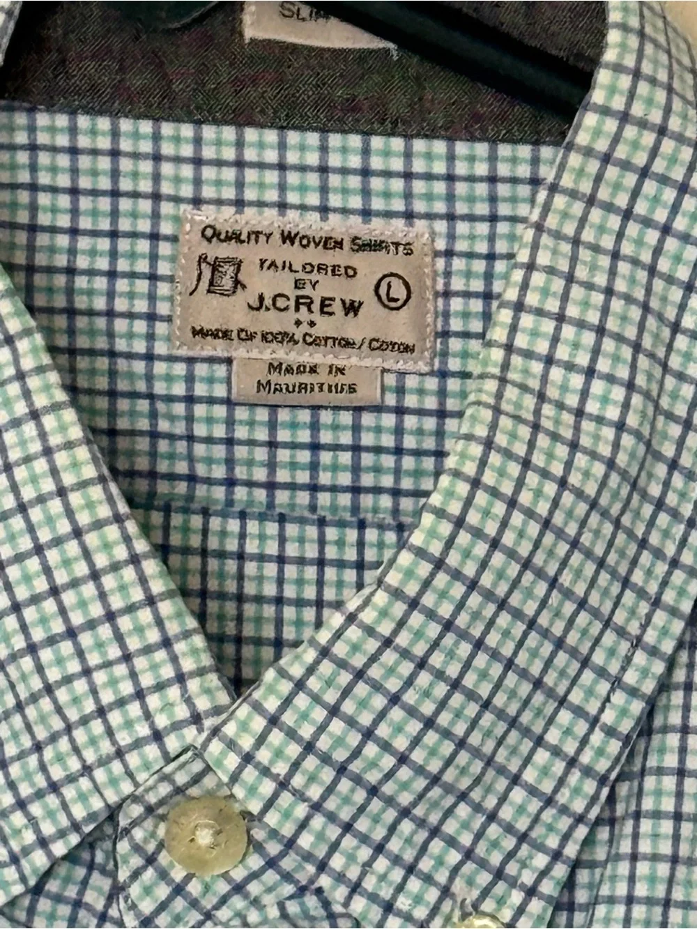 Men’s vintage button down shirt size large